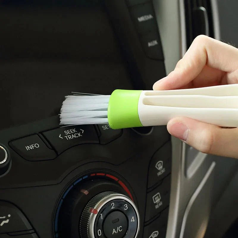 2-in-1 Car Air-Conditioner Outlet Cleaning Brush